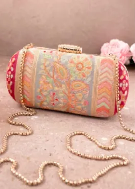 Am-bc-0323-0004hava_capsule_clutch