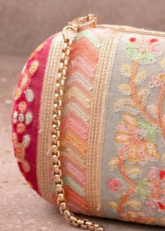 Am-bc-0323-0004hava_capsule_clutch