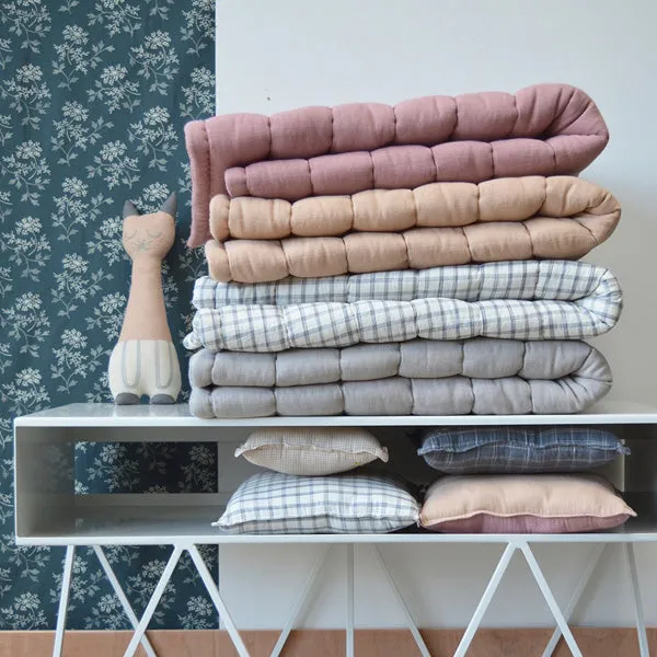 Camomile London Hand Quilted Blanket – Smoke Grey