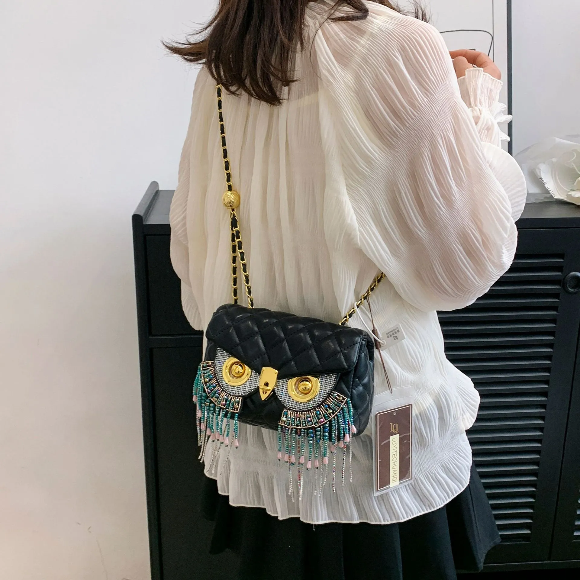 Owl Shape 3D bag with tassel Detailing