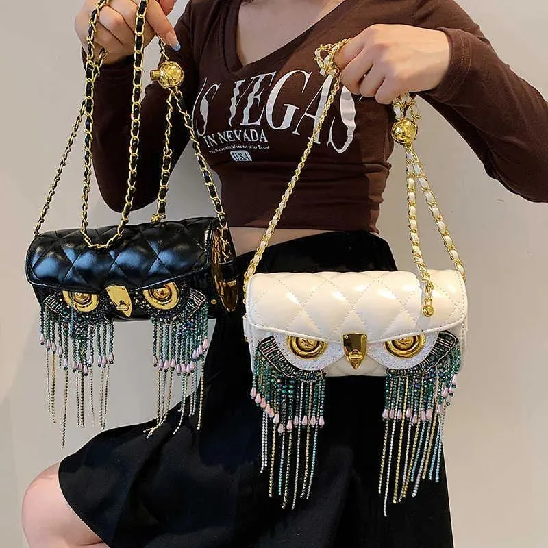 Owl Shape 3D bag with tassel Detailing